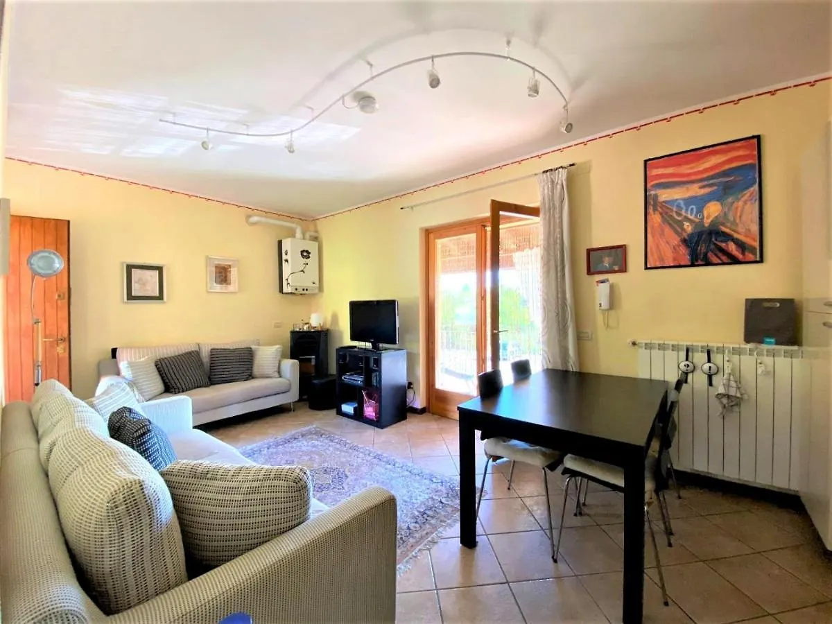Confidence House Villa Gardone Riviera Italy