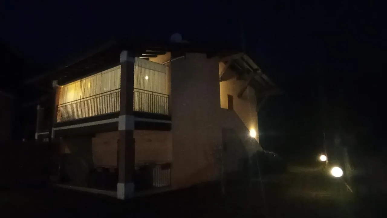 Casa vacanze Confidence House Villa Gardone Riviera Italia